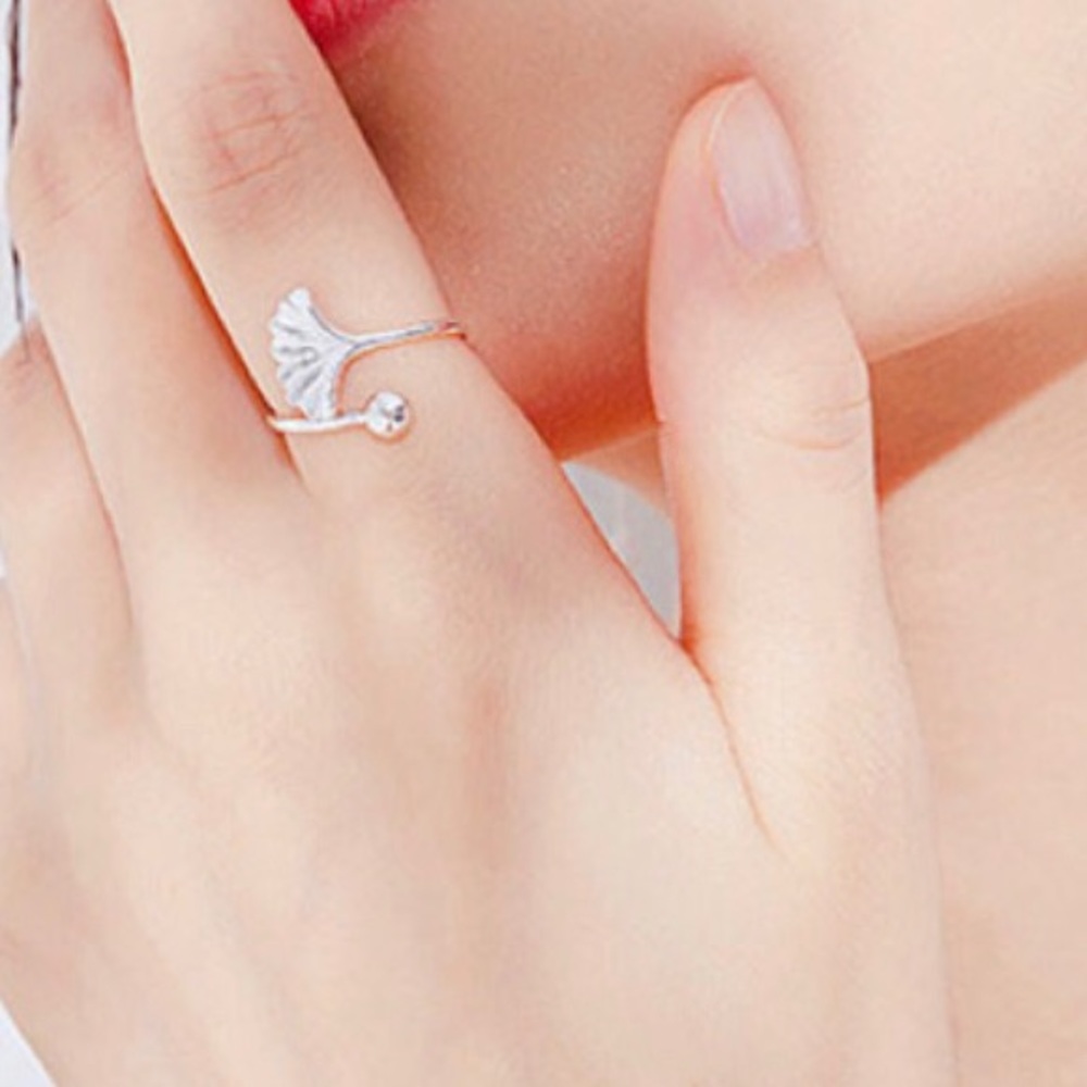 925 Sterling Silver Ginkgo Leaf Ring - Picture 7 of 8